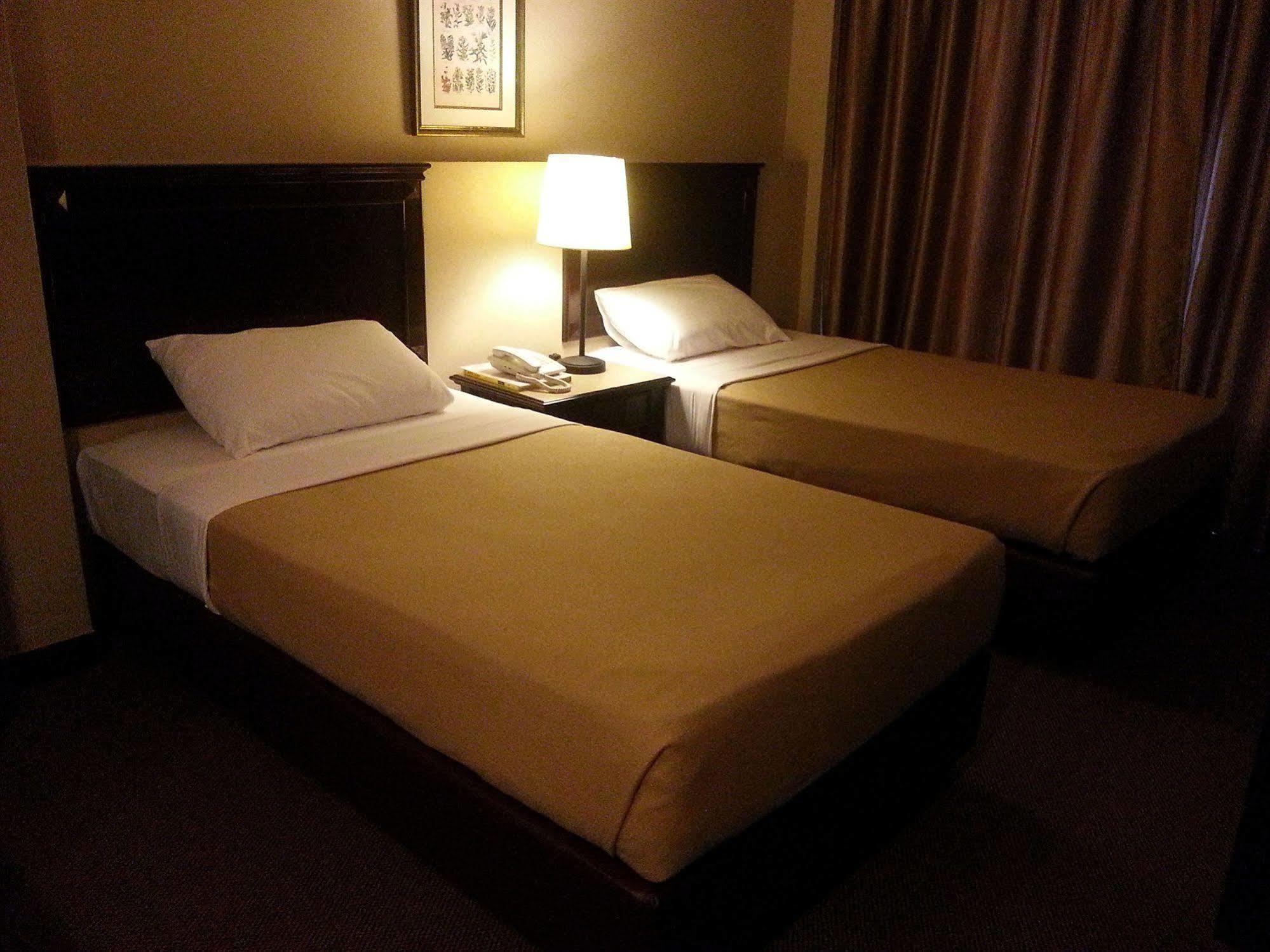 Malacca Hotel Mimosa מראה חיצוני תמונה