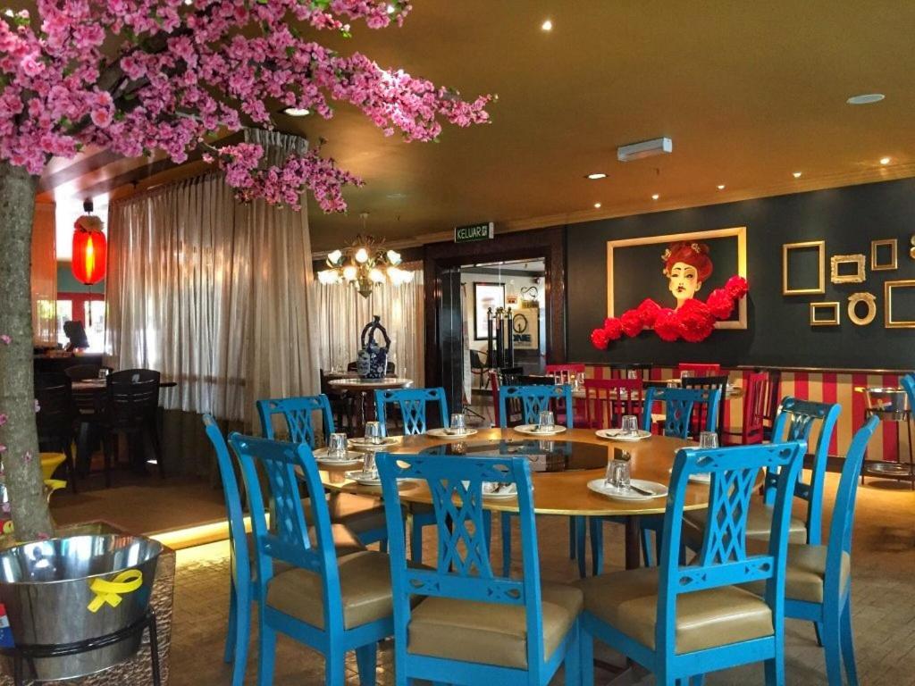 Malacca Hotel Mimosa מראה חיצוני תמונה