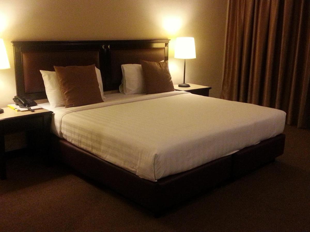 Malacca Hotel Mimosa מראה חיצוני תמונה